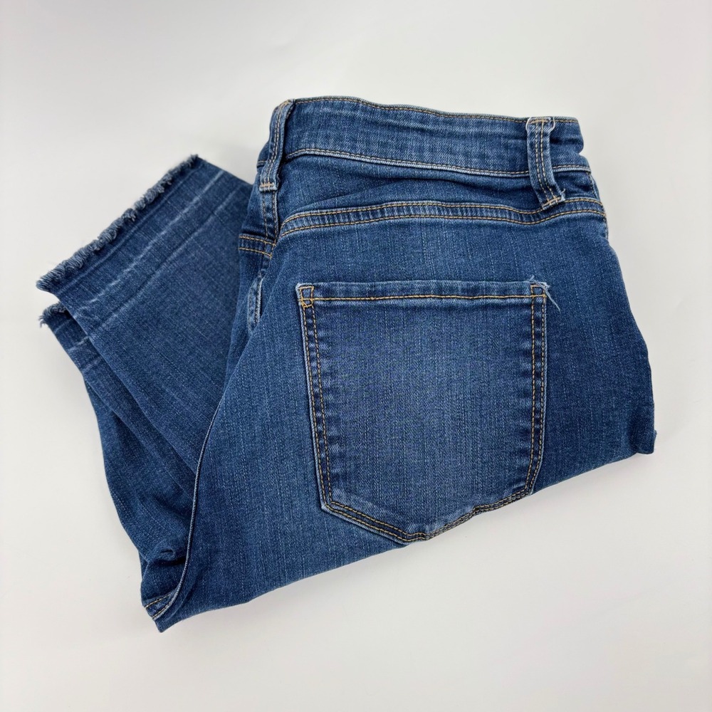 ARIZONA JEAN CO Womens Size 9 High Rise Distressed Skinny Jeans Blue Denim